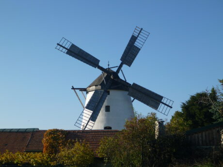 eine Windmühle